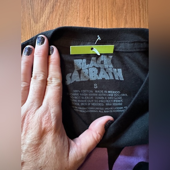 NWT Black Sabbath T-Shirt size Small 🆕🎸 Hot Topic - Picture 3 of 6